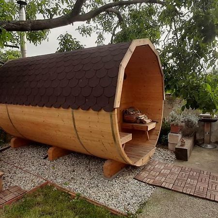 Sauna Dom Пезинок Экстерьер фото